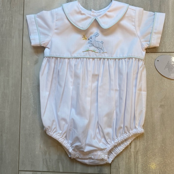 NWT Baby Sen White Brady Embroidered Bunny Bubble Romper, boys size 3M - Picture 1 of 9